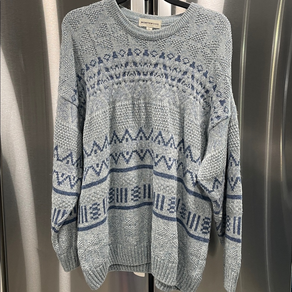 Northwood Gray and Blue Patterned Sweater